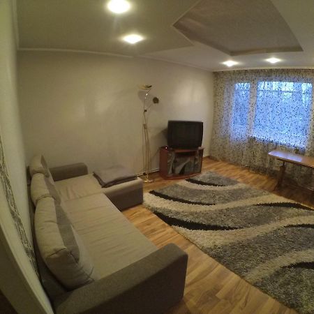 Tihogo 15 Apartman Ungvár Kültér fotó